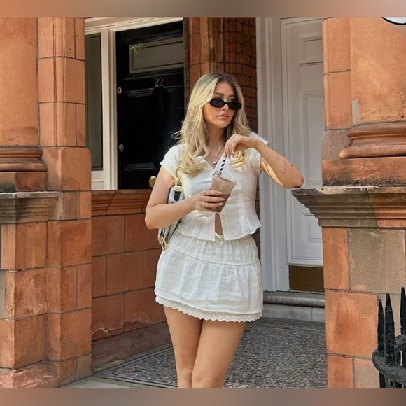 Reformation Valetta Two Piece In White, brand new, never worn, no flaws. - Picture 8 of 16